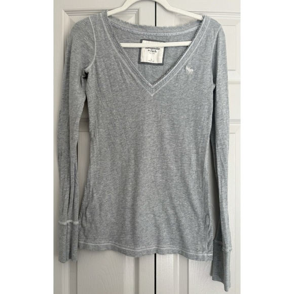 Abercrombie & Fitch Y2K Vintage Bella Swan Cotton Long Sleeve Women's Gray Small